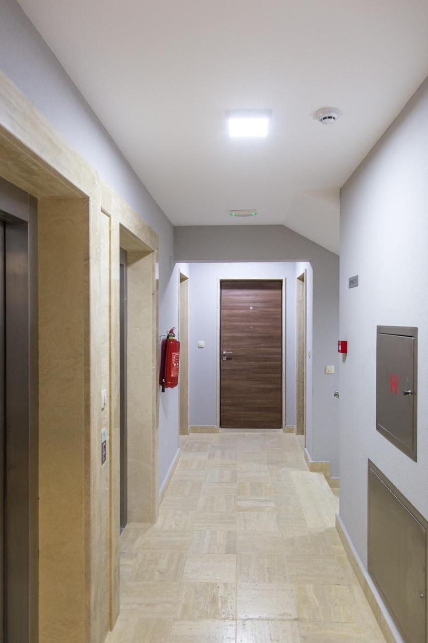 Central Budva Apartment エクステリア 写真